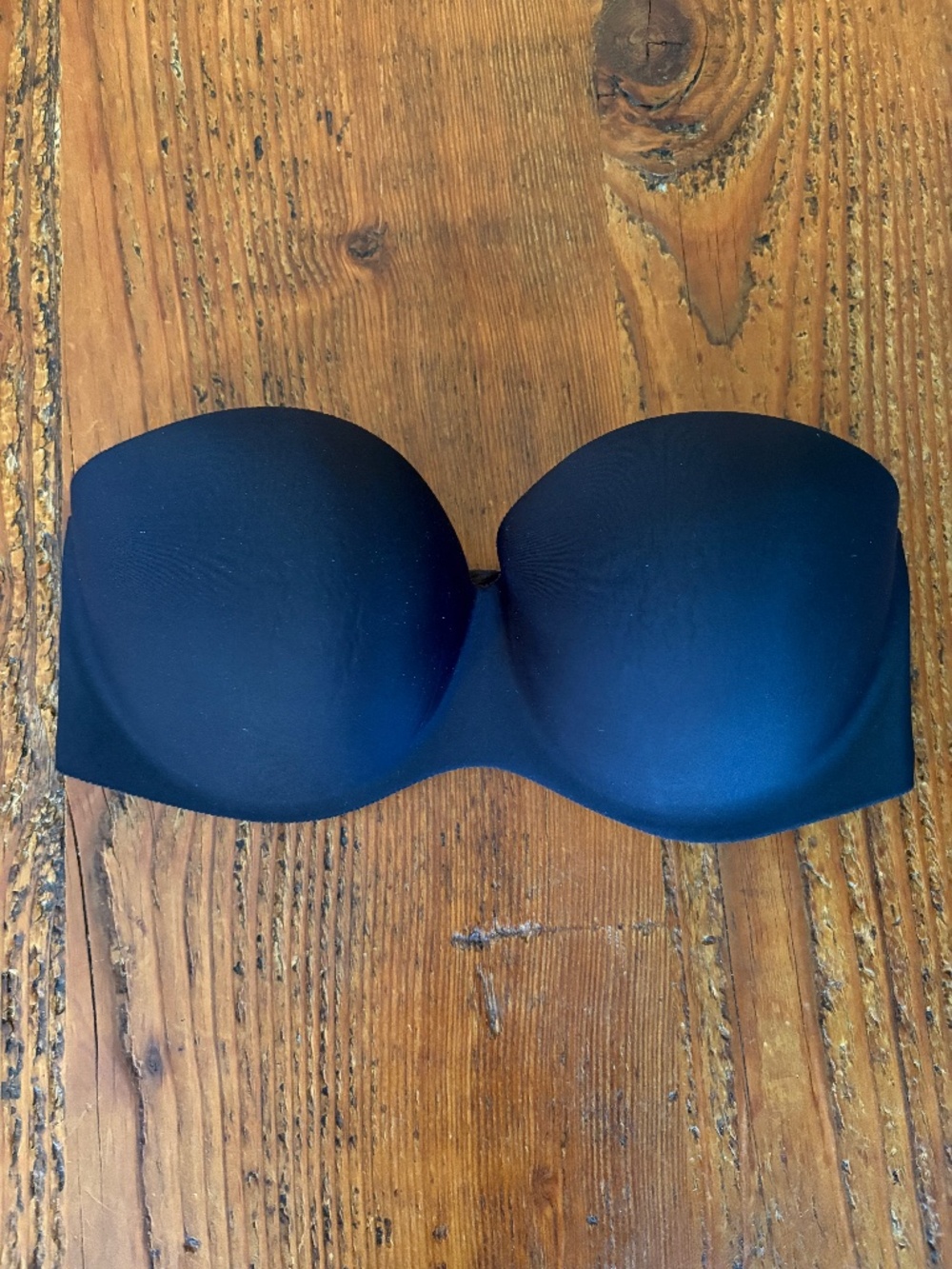 Felina Hint of Skin Black Strapless Bra Style 6202 Size 36D